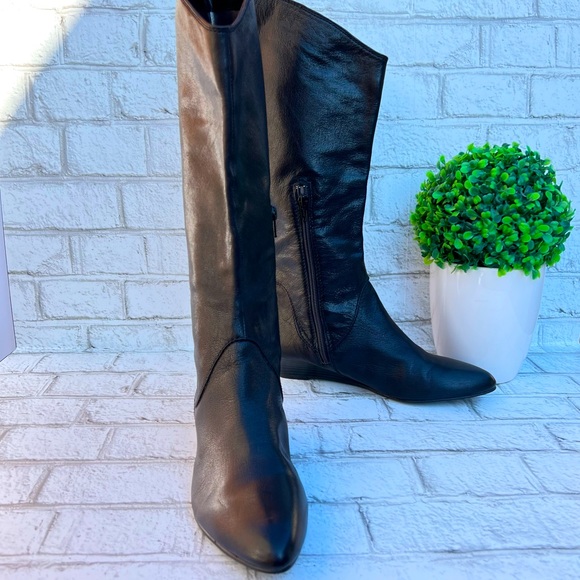 Calvin Klein brand new women’s boots, size 7.5 US - Picture 2 of 11